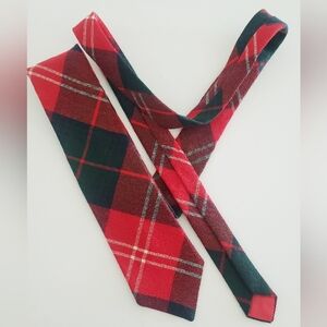 Mens Wool Tartan Tie Madawaska Weavers - Chisholm of Strathglass